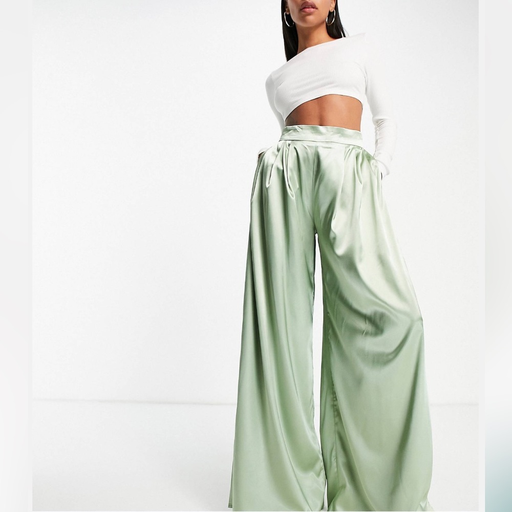 ASYOU Wide Leg High Waisted Satin Pleated Soft Pant Trouser in Mint Green size 2